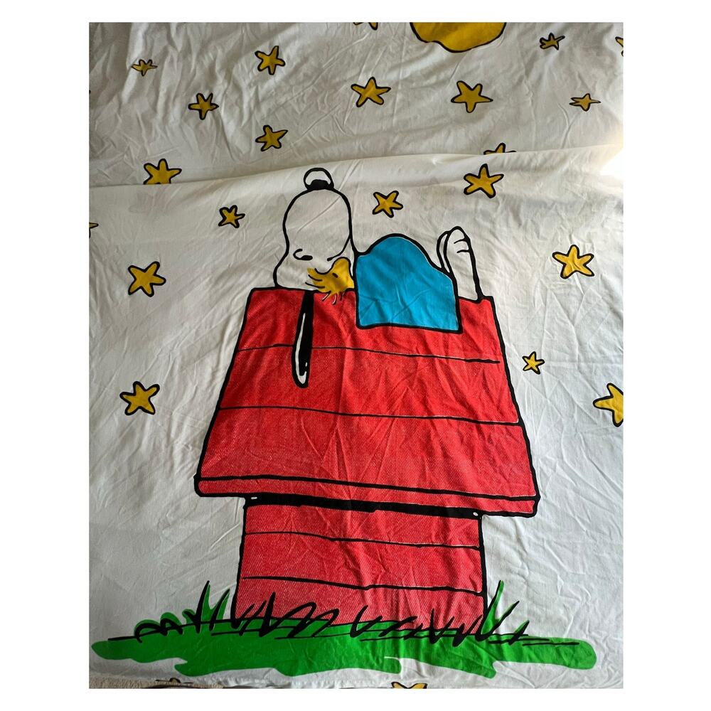 Vintage Peanuts Snoopy sheet / fabric 92 x 102 queen flat